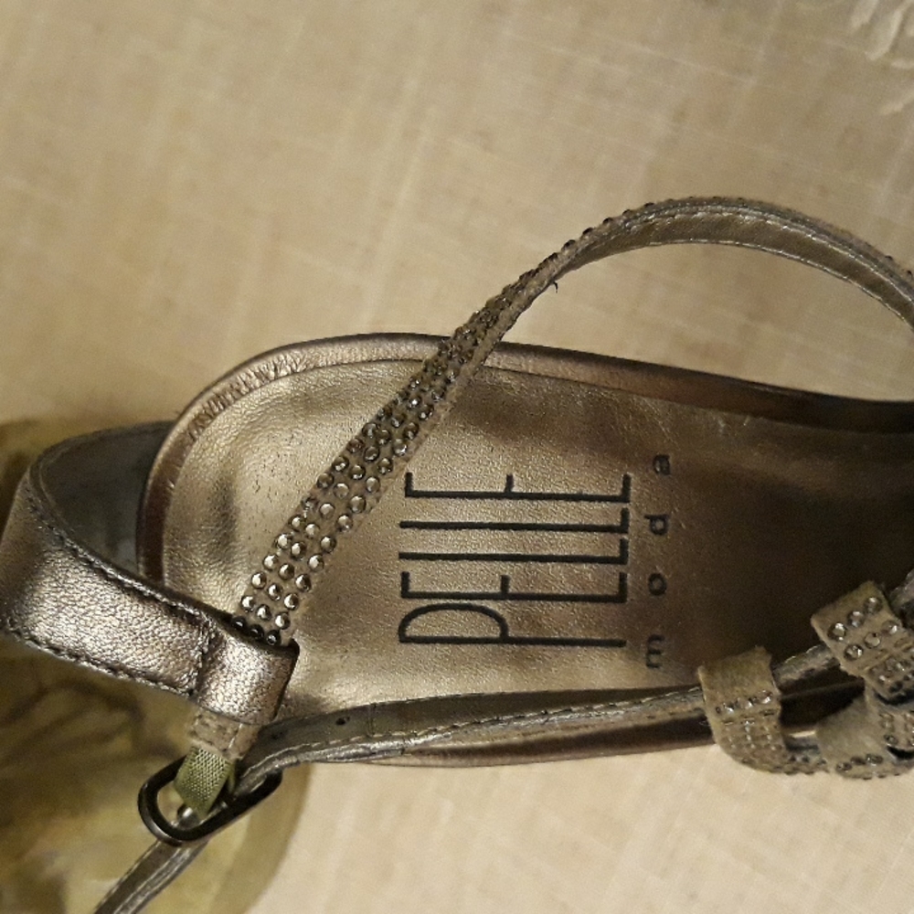 Pelle Moda - Picture 5 of 5